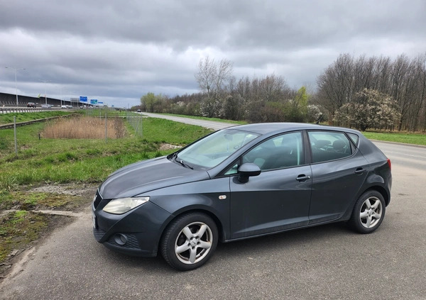 Seat Ibiza cena 12900 przebieg: 246500, rok produkcji 2008 z Wrocław małe 56